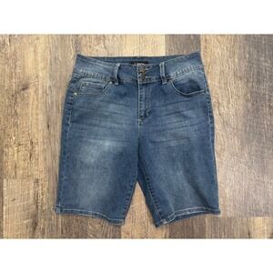 D.Jeans Womens Medium Wash Bermuda Denim Shorts Blue Size 10 Double Button